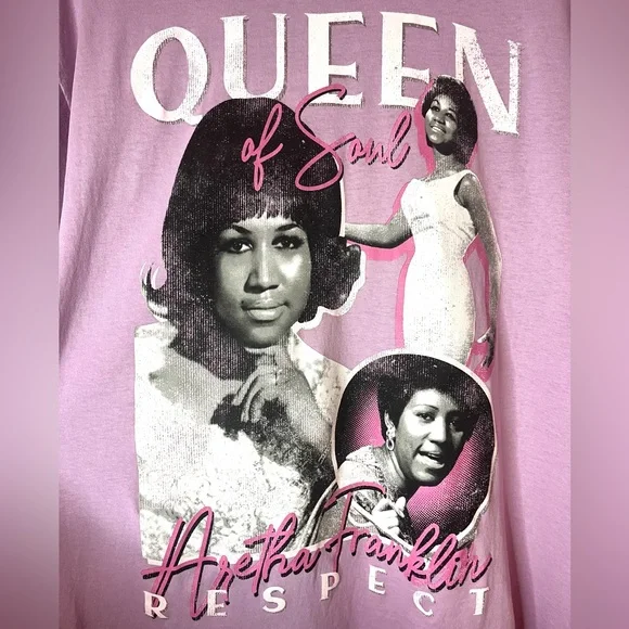 Aretha Franklin Graphic Tee Queen of Soul 100% Cotton Shirt Pink Size Large - Picture 2 of 3